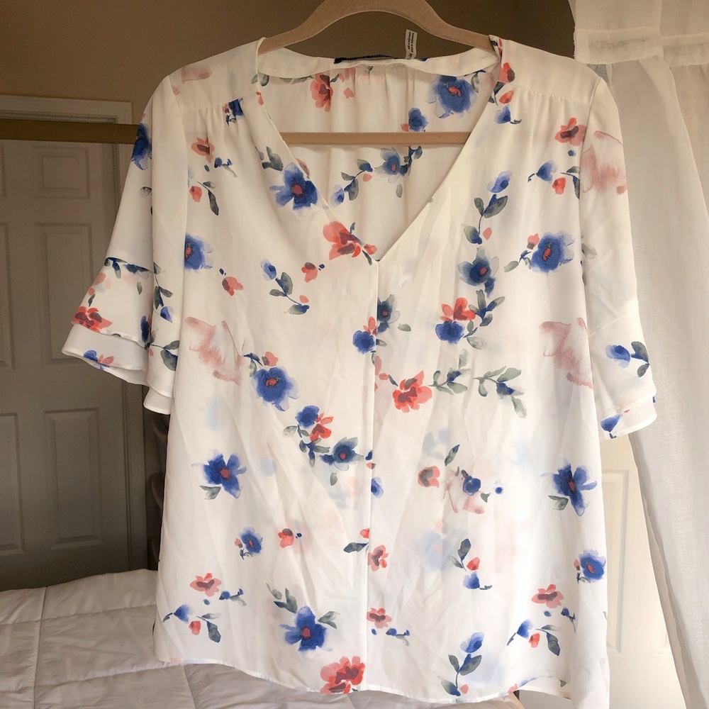 Floral Short Sleeved Blouse